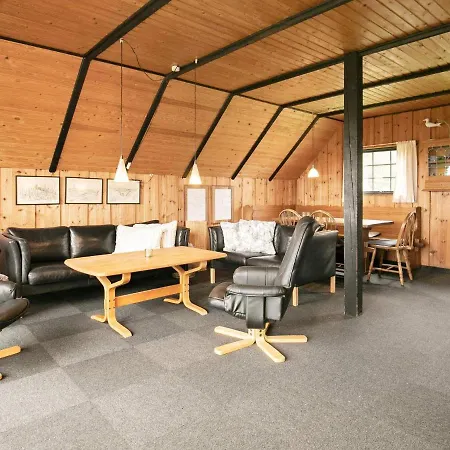 Three-bedroom In 2 * Blavand