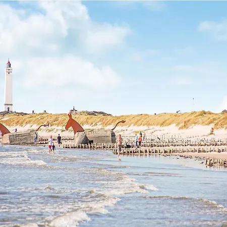 Holiday home Three-bedroom In 2 Blavand