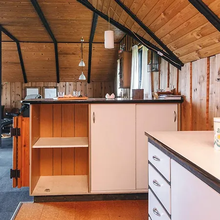 Three-bedroom In 2 Дом отдыха